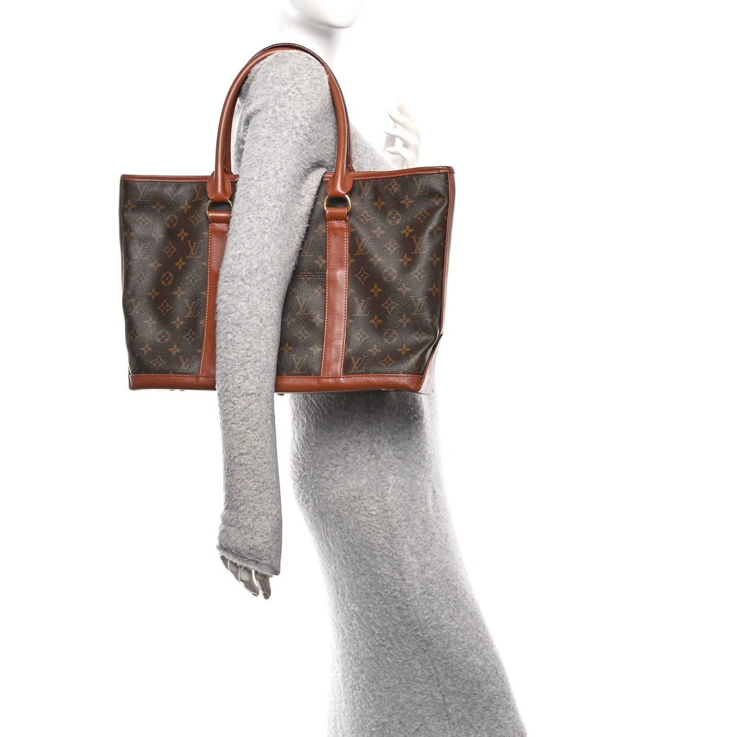 Louis Vuitton Monogram Sac Weekend PM 2 of 10