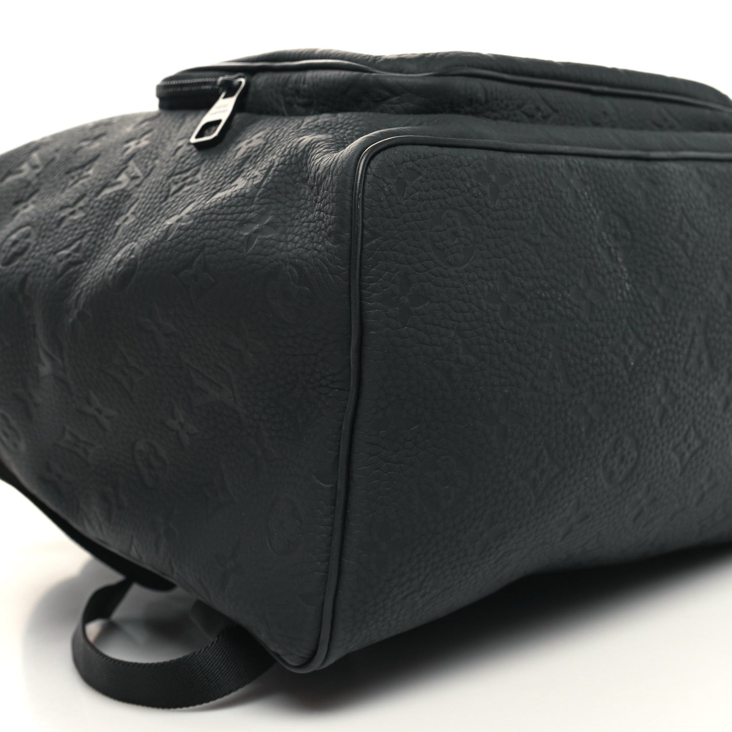 Taurillon Monogram Montsouris Backpack Black