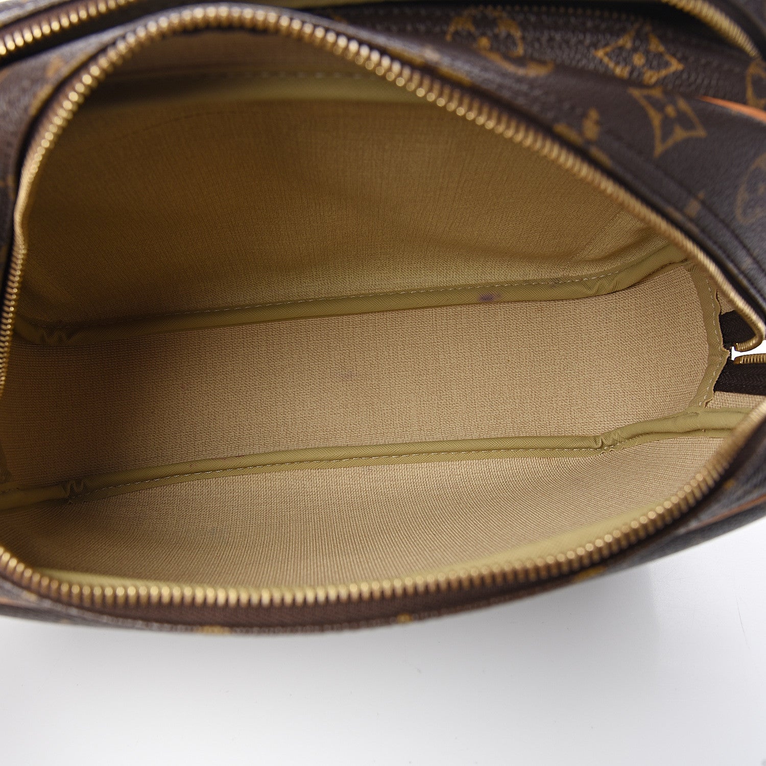 Louis Vuitton Monogram Reporter PM 5 of 11