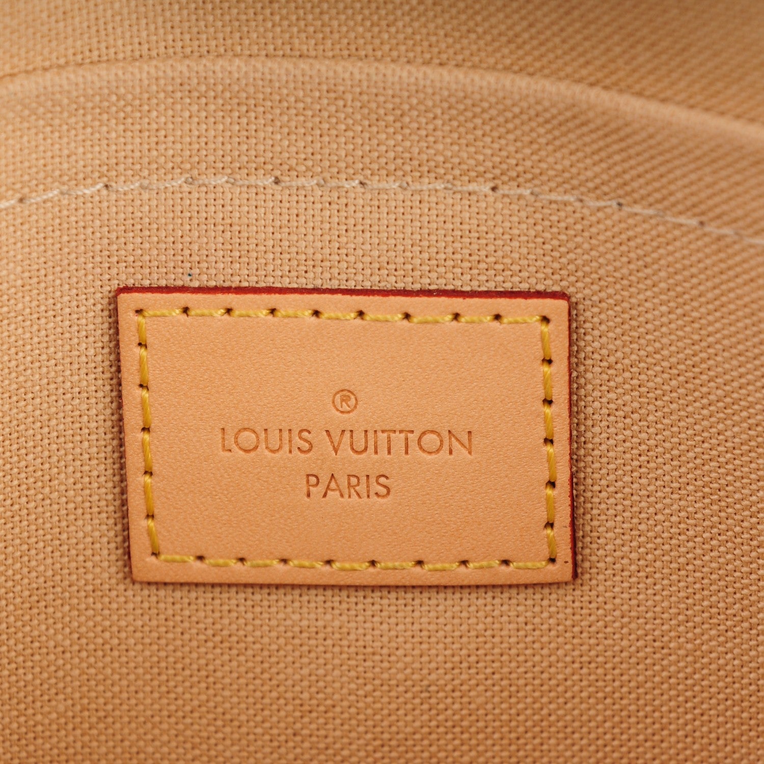 Louis Vuitton Damier Azur Favorite MM 7 of 9