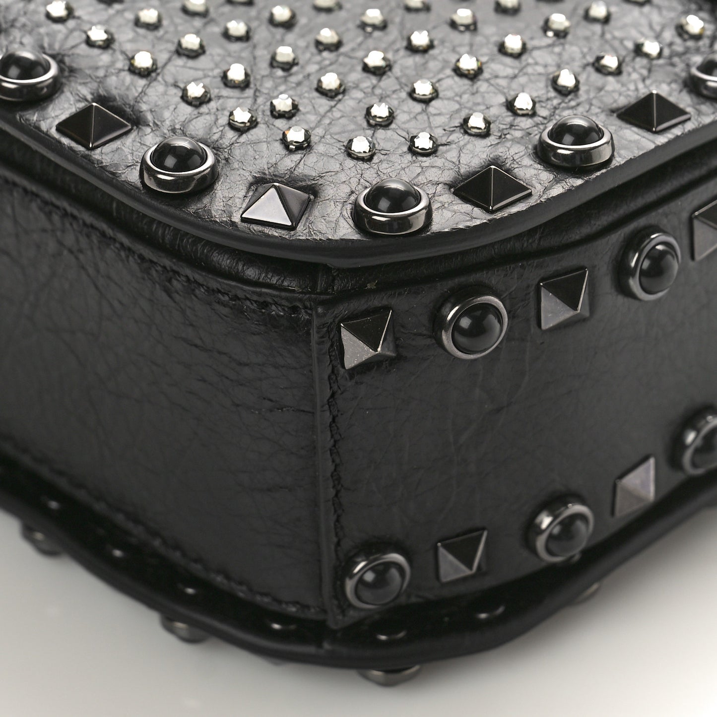 Pebbled Calfskin Crystal Embroidered Star Medium Rockstud Rolling Flap Saddle Bag Black