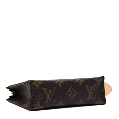 Louis Vuitton Monogram Toiletry Pouch 15 4 of 8