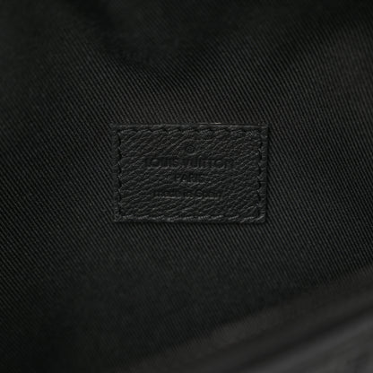 Louis Vuitton Calfskin Monogram Shadow Discovery Bumbag Black 6 of 9
