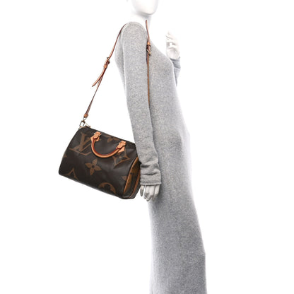 Louis Vuitton Reverse Monogram Giant Speedy Bandouliere 30 2 of 10