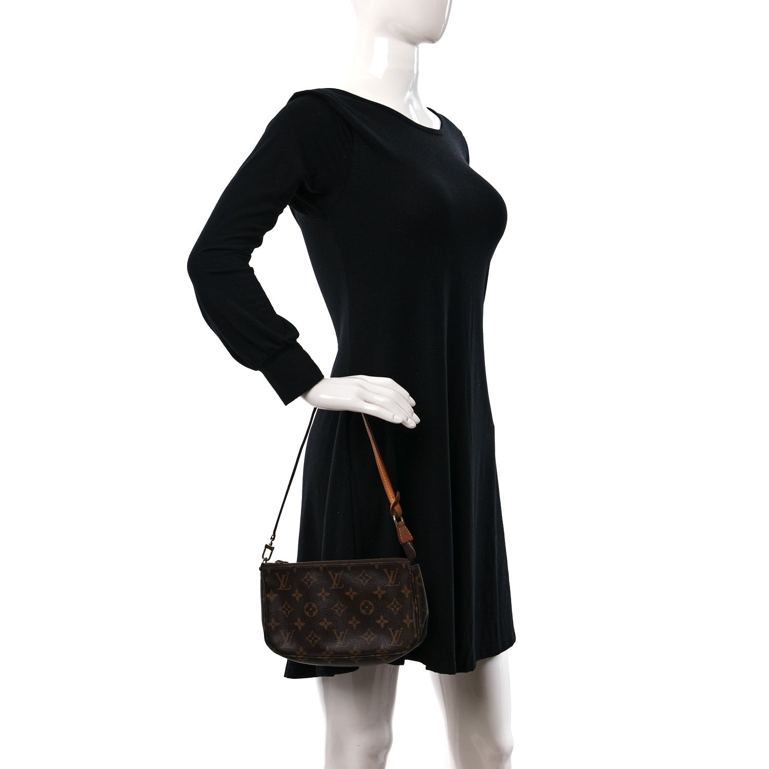 Louis Vuitton Monogram Pochette Accessories NM 2 of 8