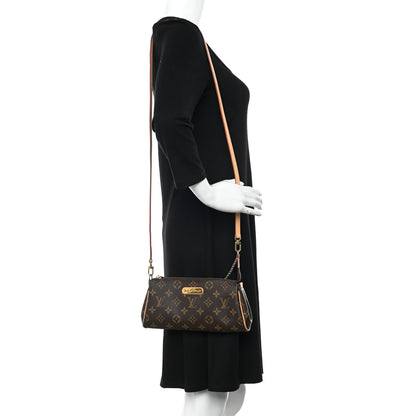 Louis Vuitton Monogram Eva Clutch 2 of 10