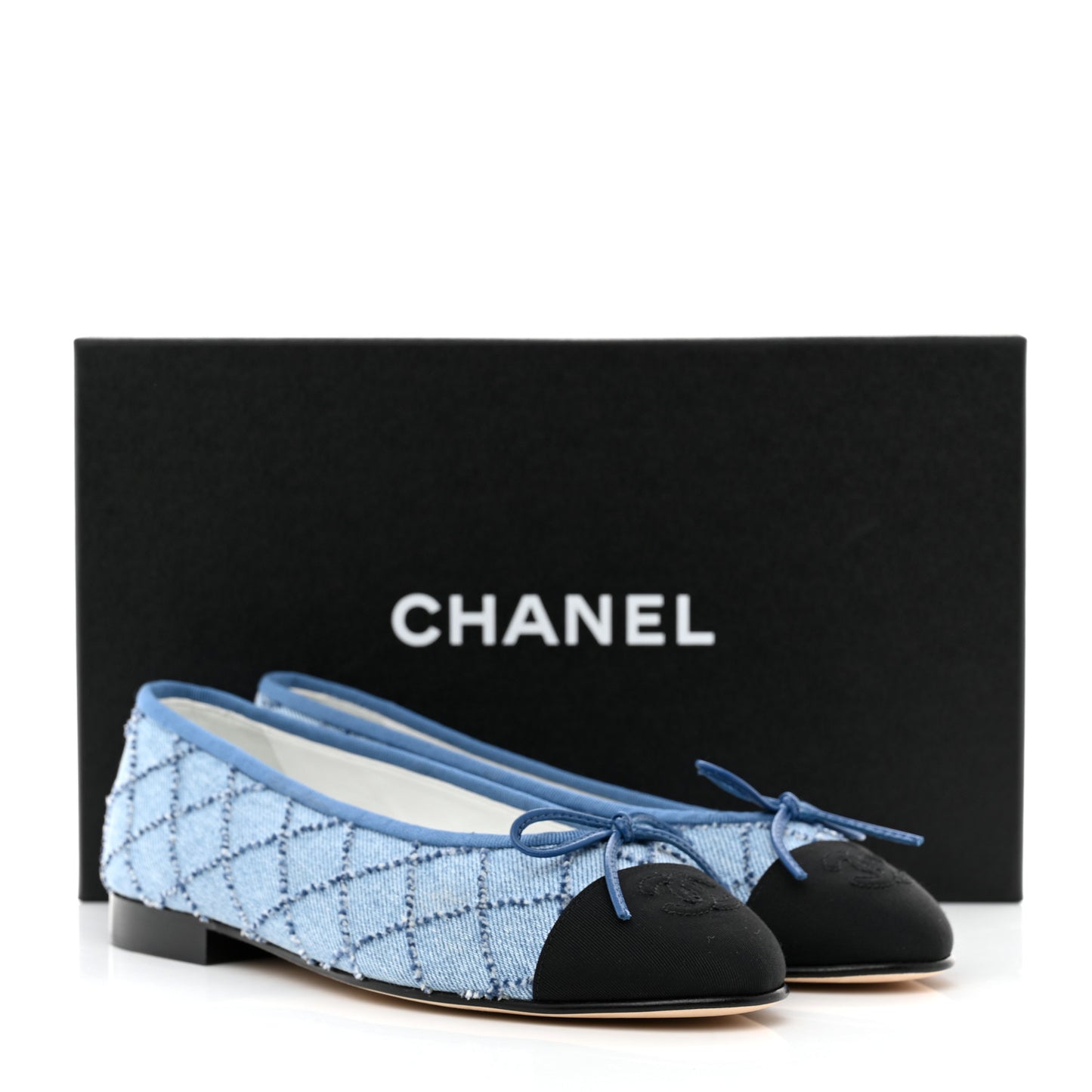 Denim Embroidered Grosgrain CC Cap Toe Ballerina Flats 37 Blue Black