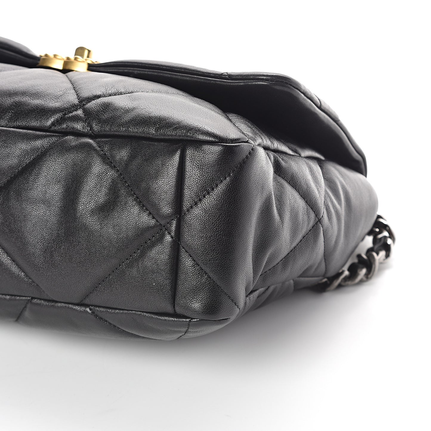 Lambskin Quilted Large 19 Flap Black