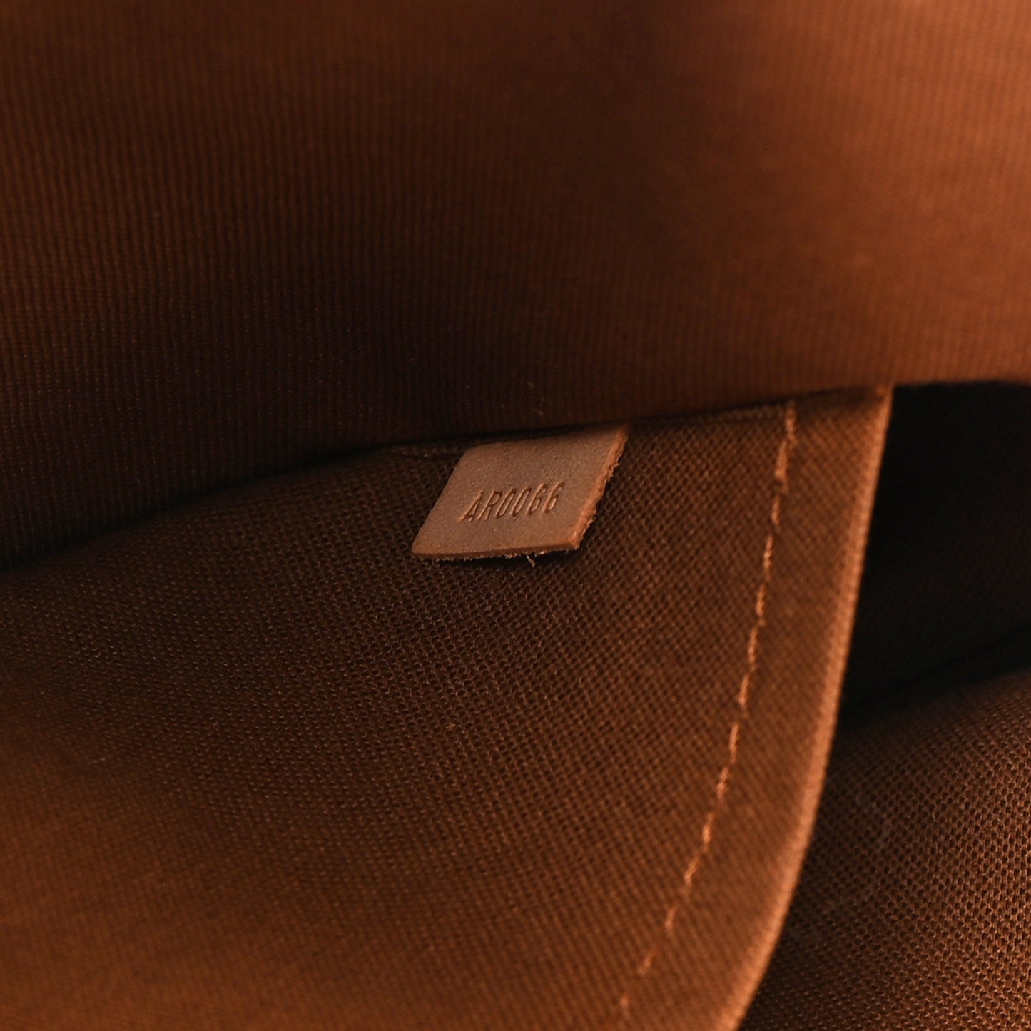 Monogram Lockit Horizontal