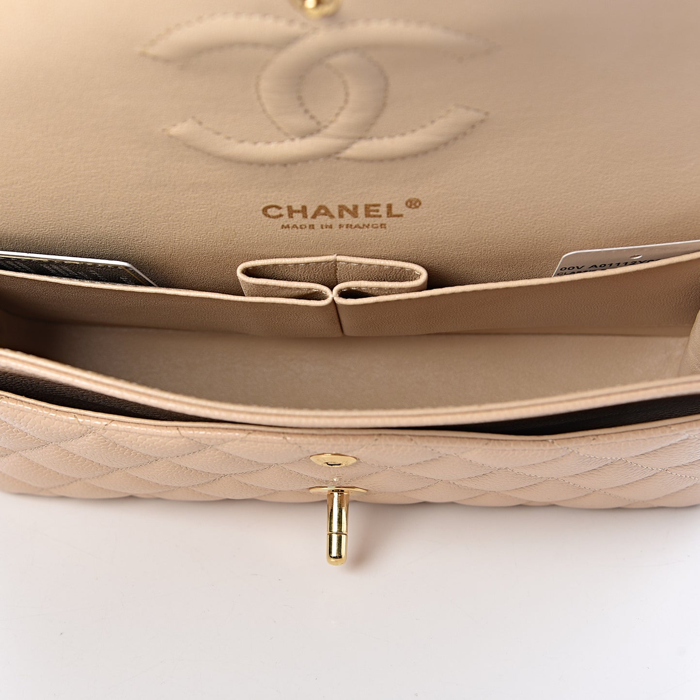 Caviar Quilted Medium Double Flap Beige Clair
