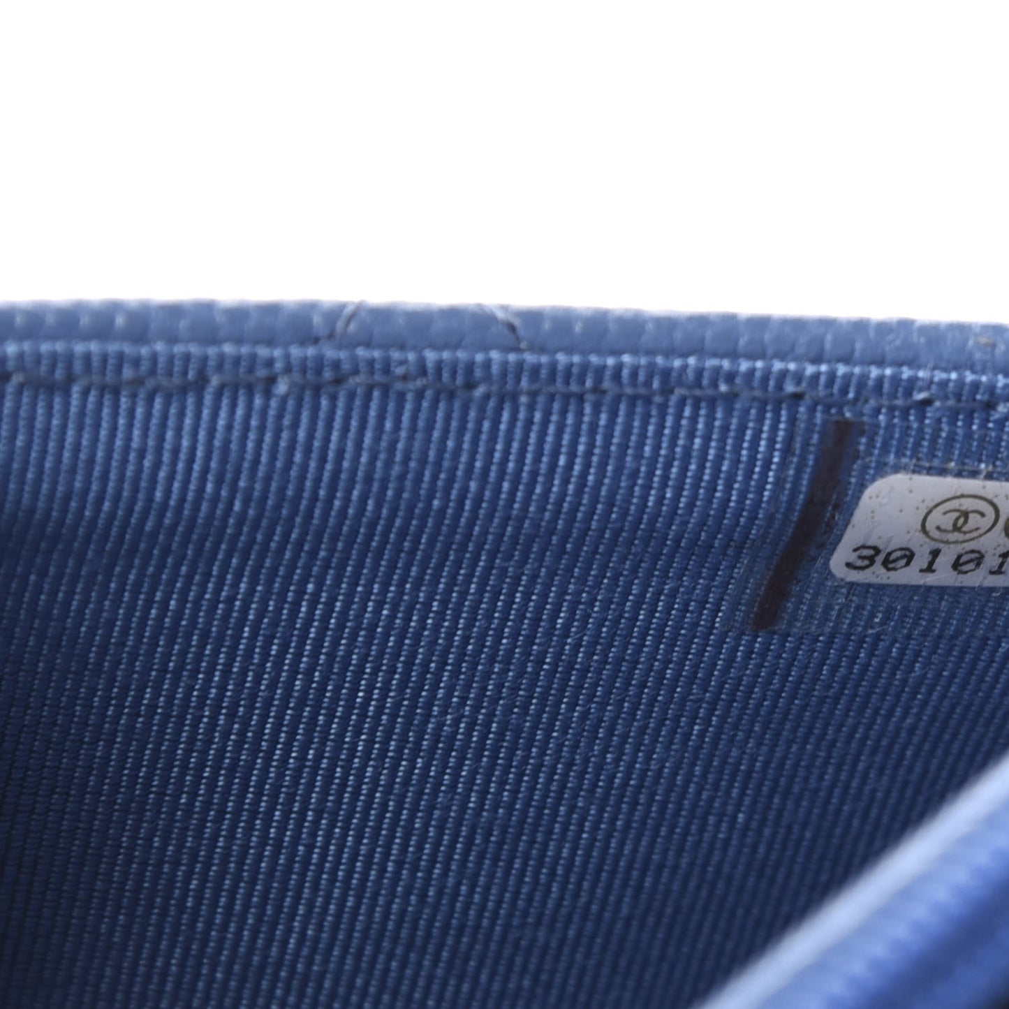Caviar Quilted Wallet On Chain WOC Blue