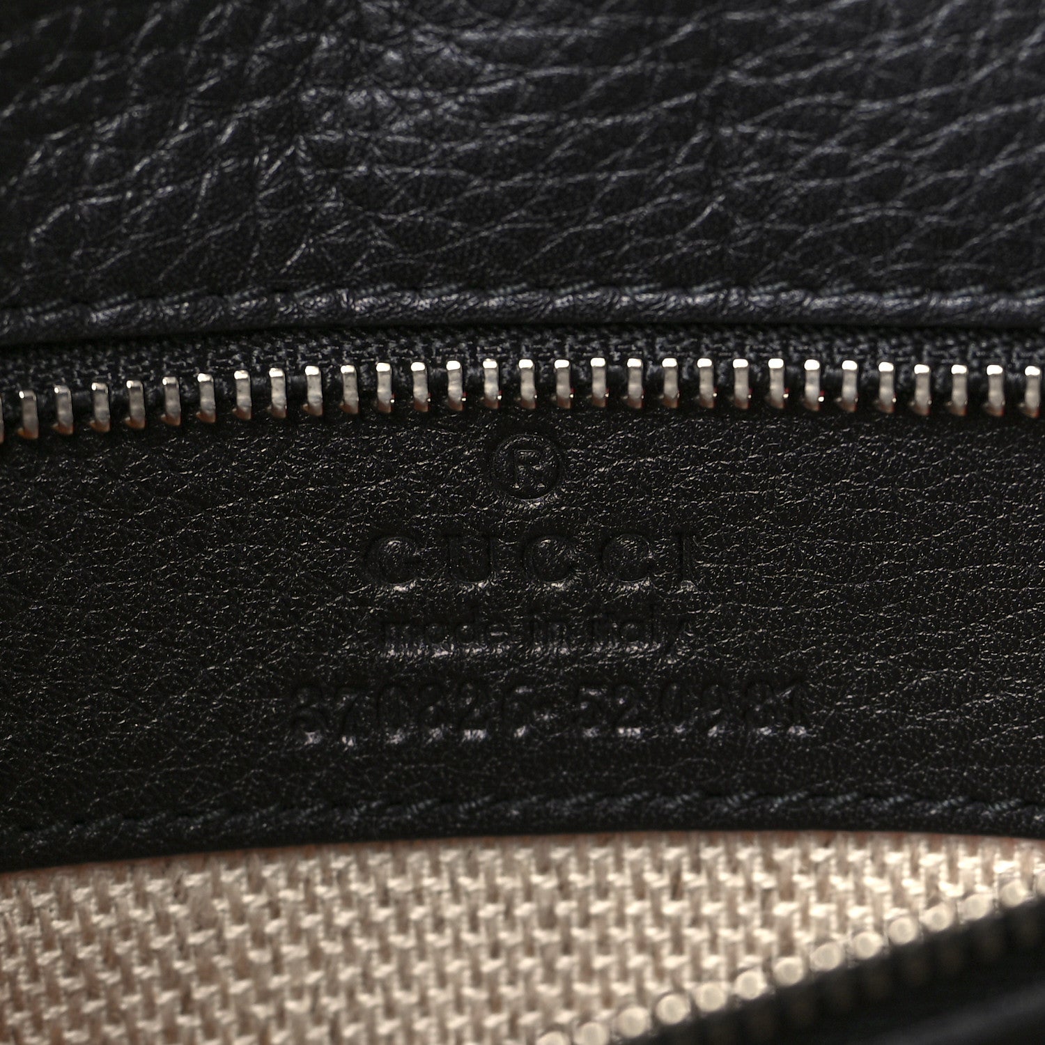 Gucci Pebbled Calfskin Medium Bamboo Daily Flap Shoulder Bag Black 6 of 8