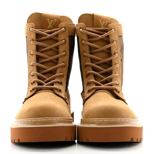 Nubuck Monogram Jacquard Mens Ranger Ankle Boots 10.5 Beige