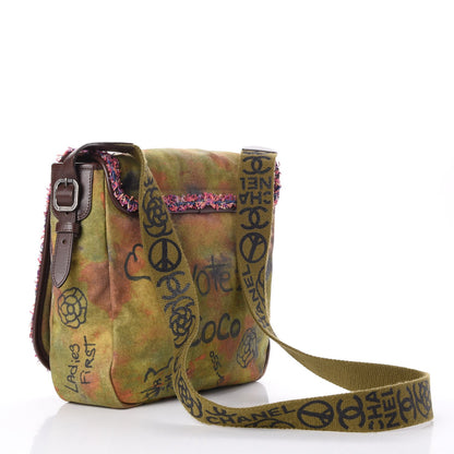 Chanel Washed Toile Graffiti On The Pavements Messenger Khaki Multicolor 3 of 7