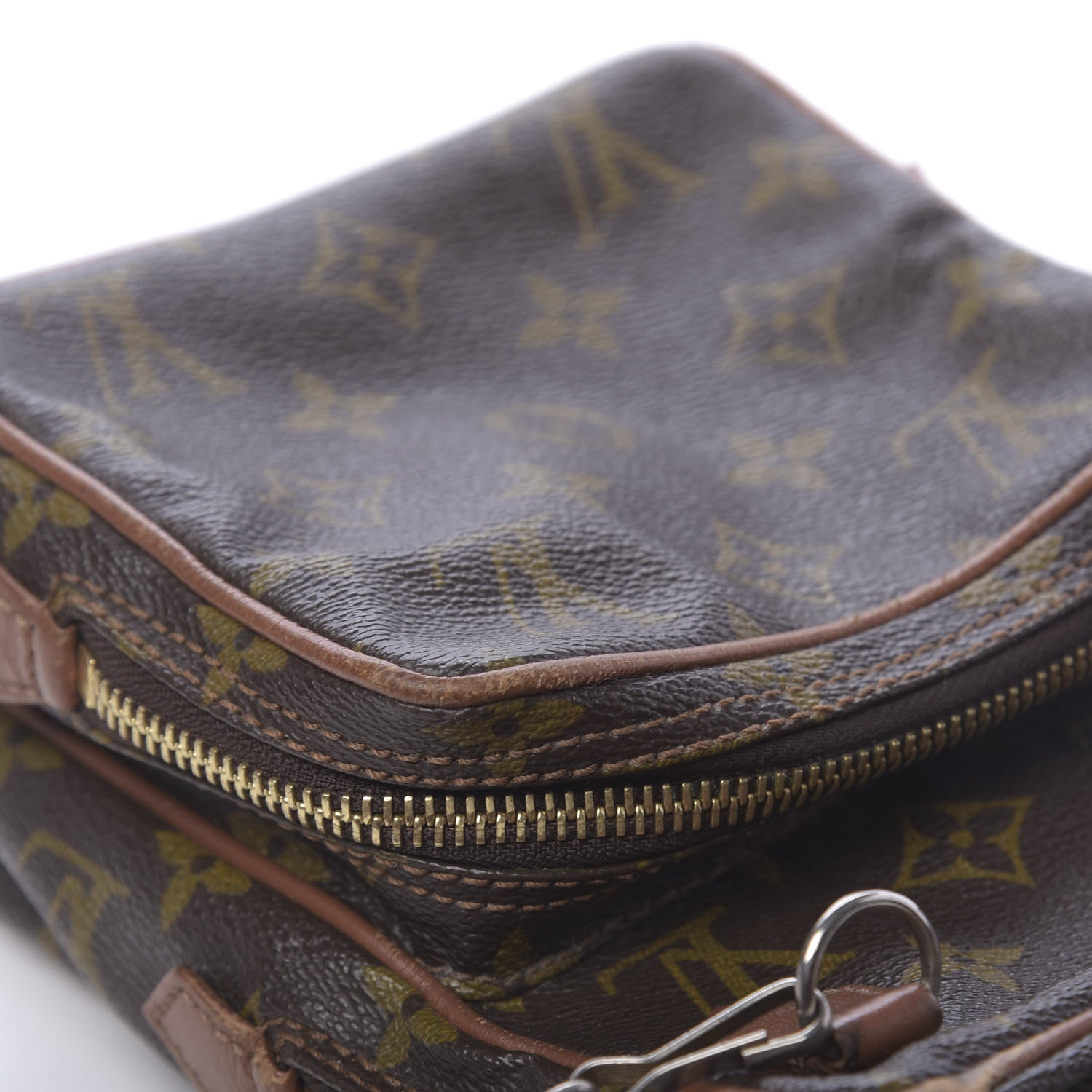 Louis Vuitton Monogram Amazone PM 15 of 20