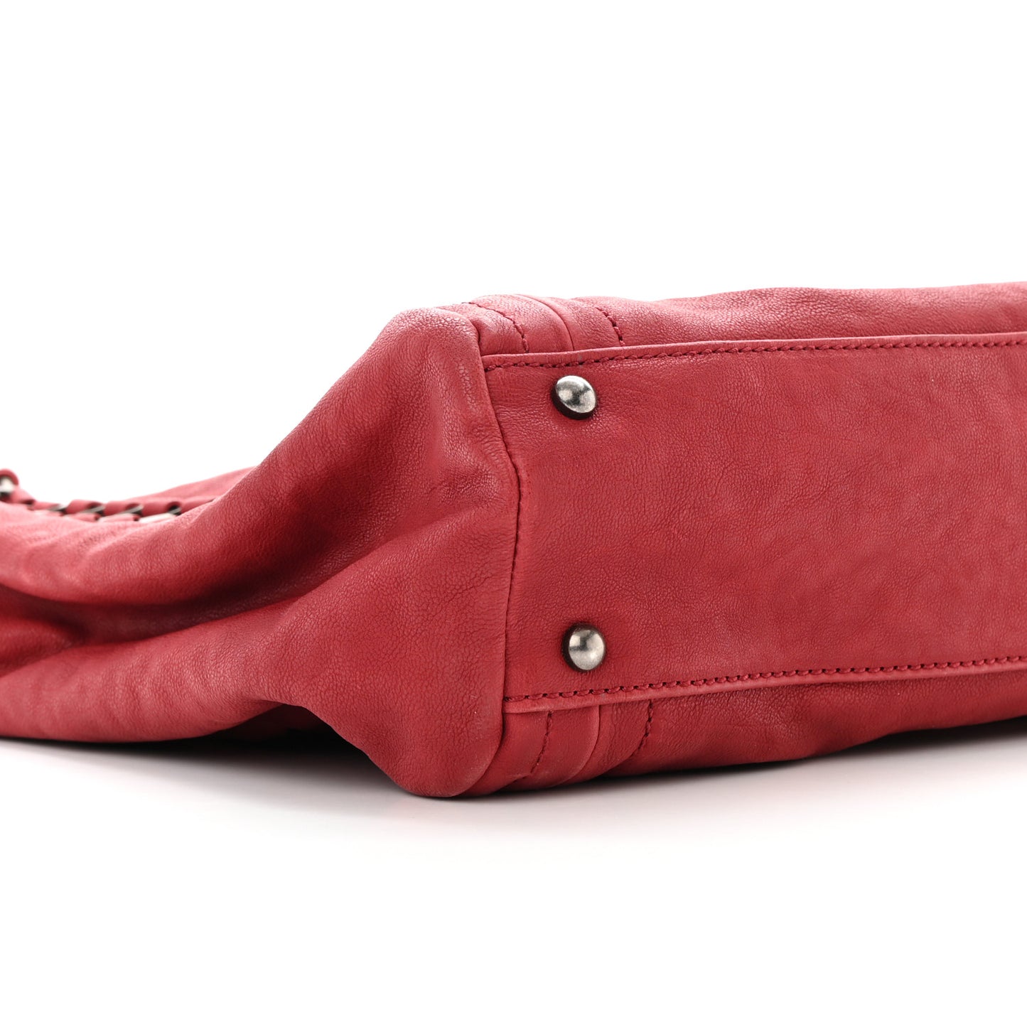 Caviar Modern Chain Tote Red