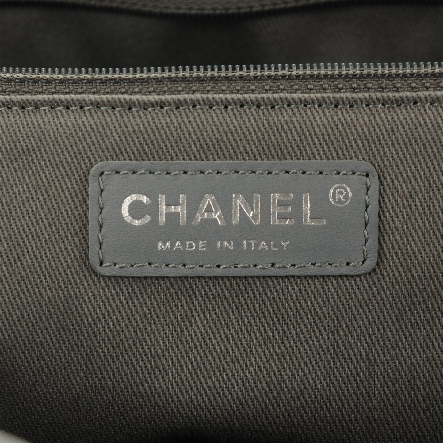 Calfskin Quilted Small Shopping In Chains Tote Light Grey