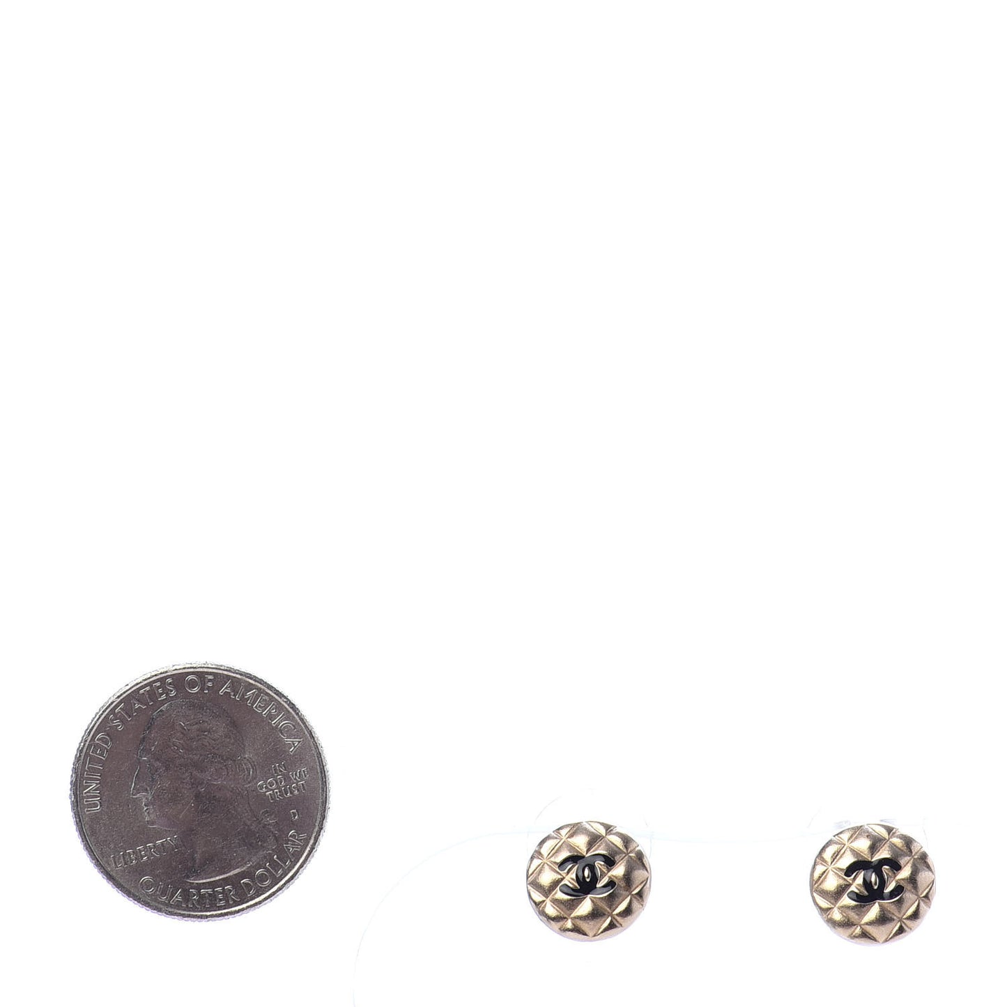 Metal CC Quilted Round Earrings Gold