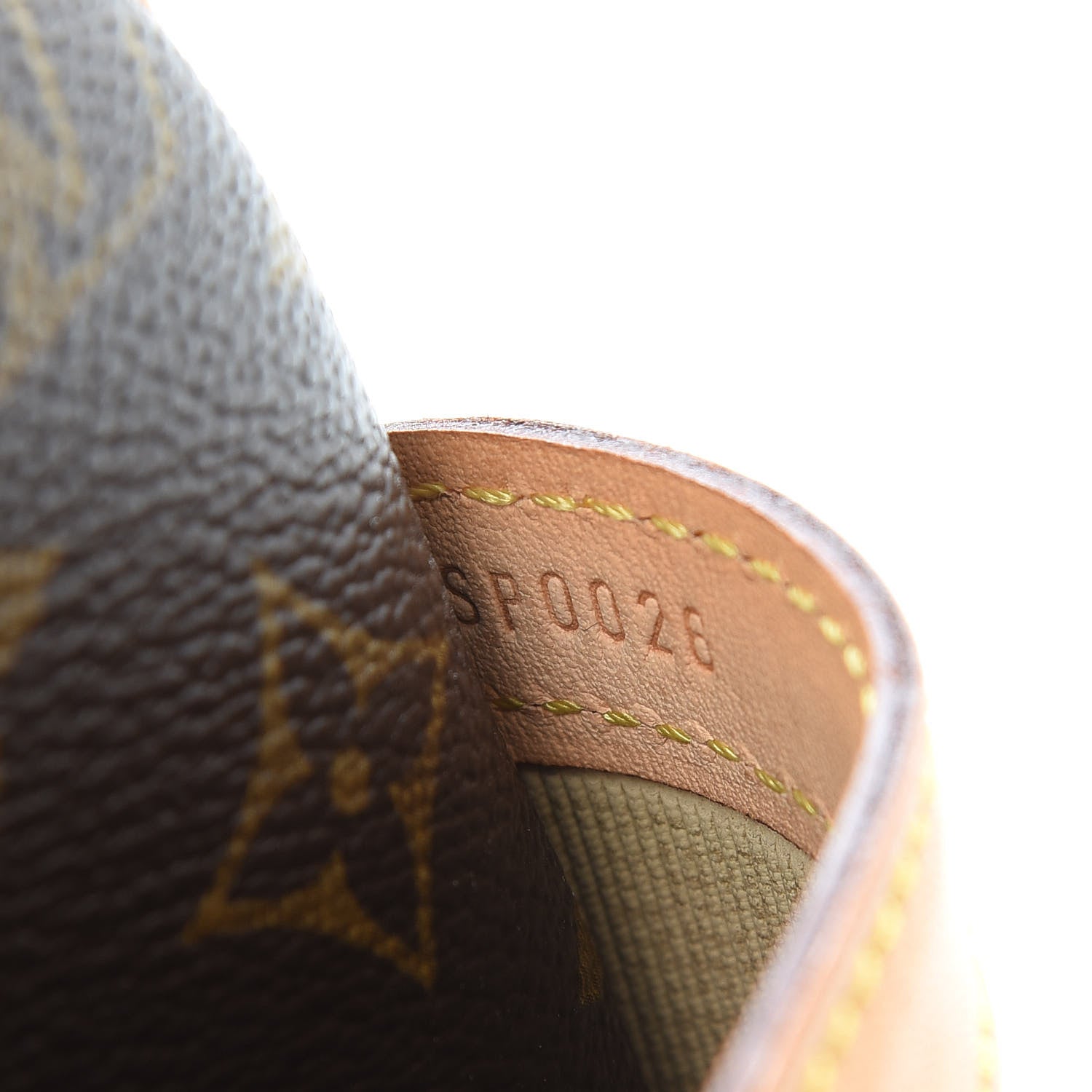 Louis Vuitton Monogram Reporter PM 8 of 13