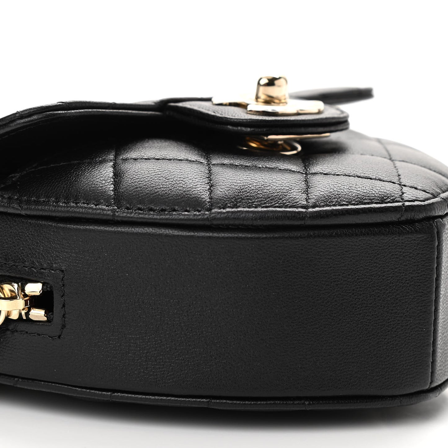 Lambskin Quilted CC In Love Heart Clutch With Chain Black