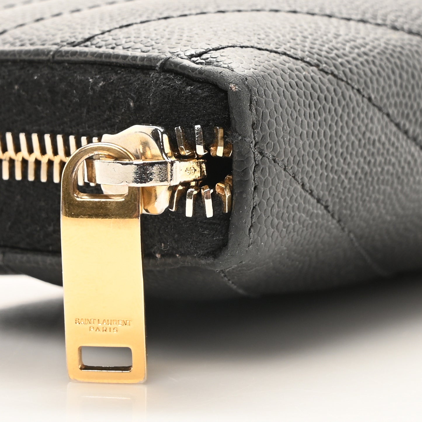 Grain De Poudre Matelasse Chevron Monogram Zip Around Wallet Black
