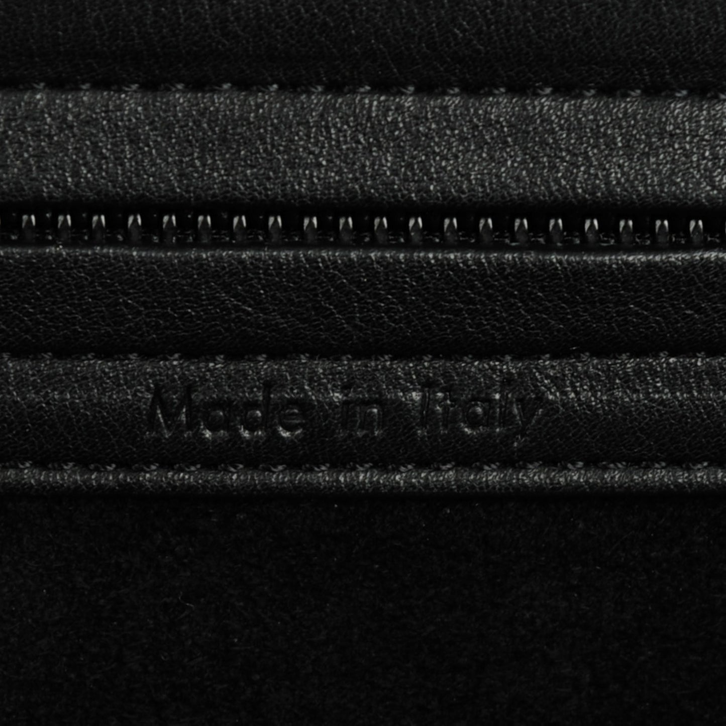 Supple Calfskin Medium Phantom Luggage Black