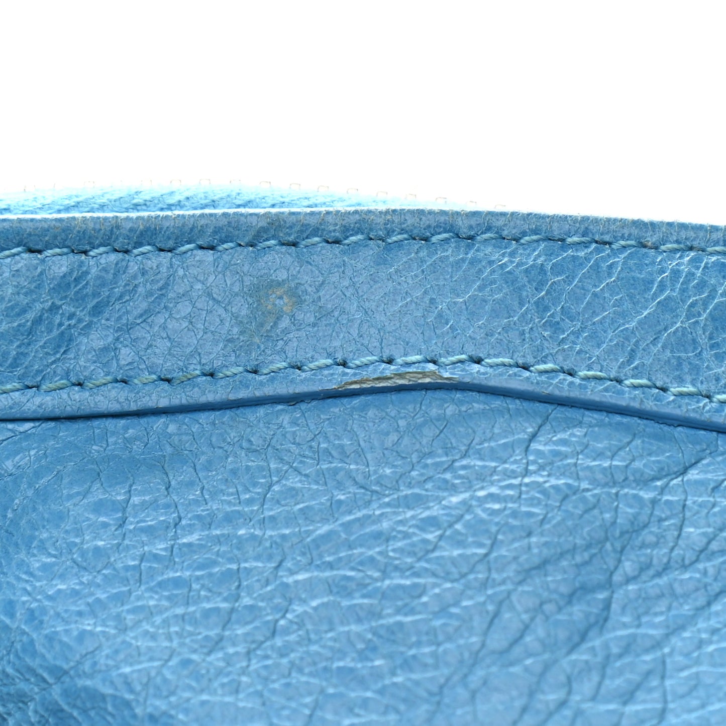 Agneau Classic Hardware Flat Crossbody Bleu Azur Clair