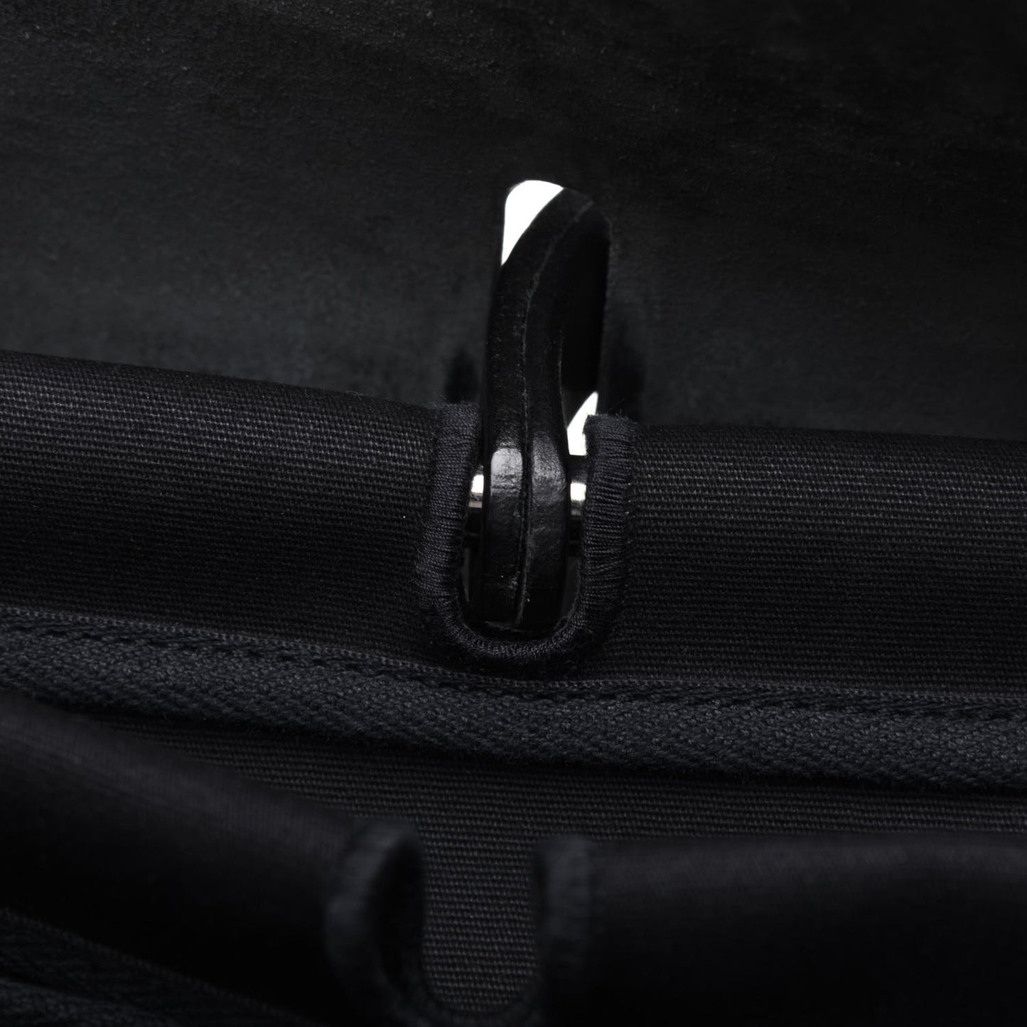 Toile Vache Calfskin Herbag 40 GM Black