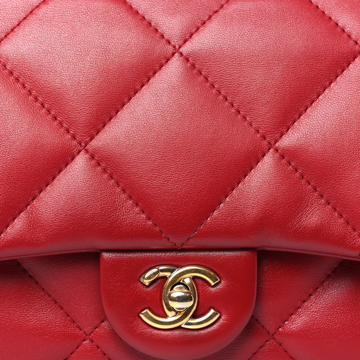 Lambskin Quilted Easy Carry Flap Red