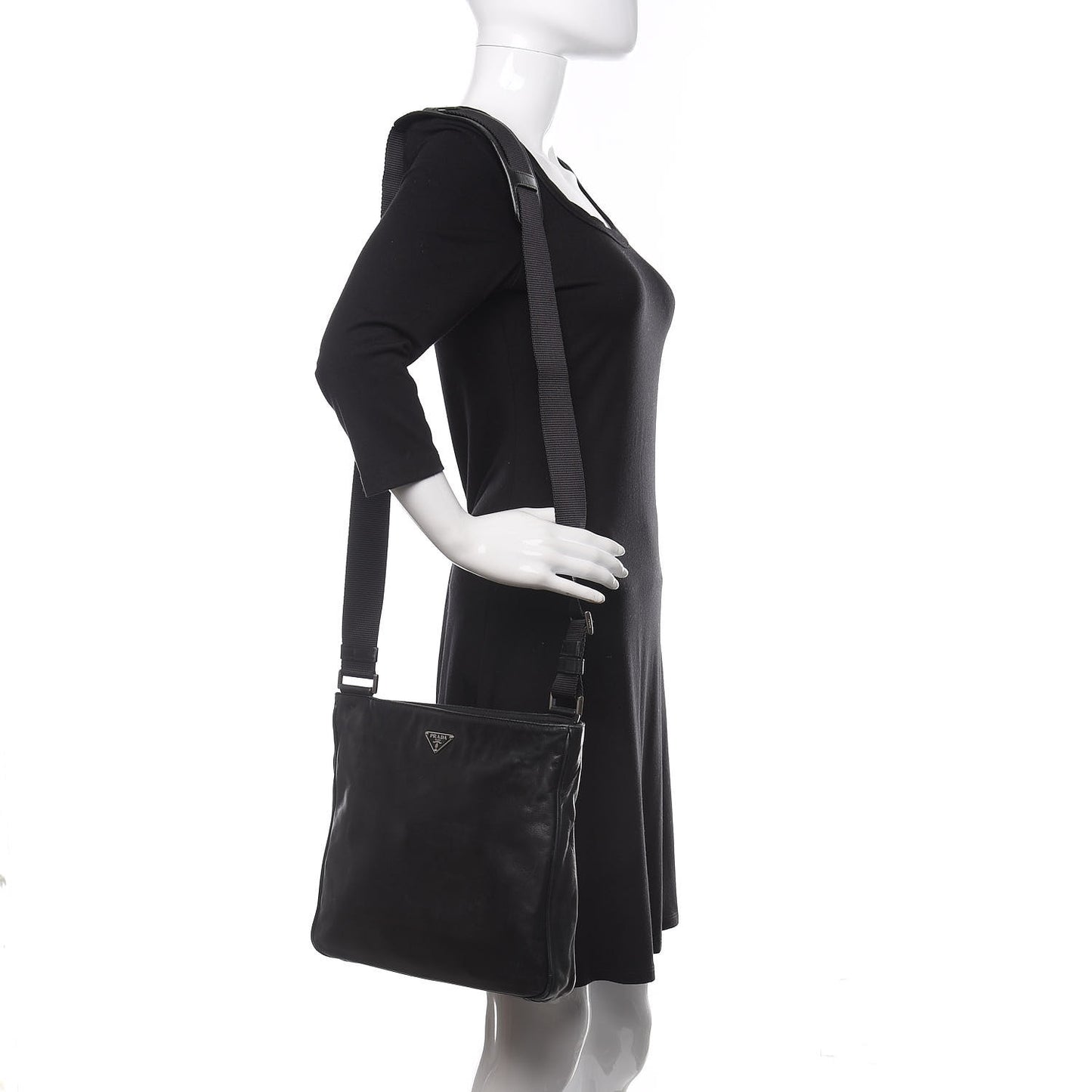 Nappa Flat Messenger Bag Black