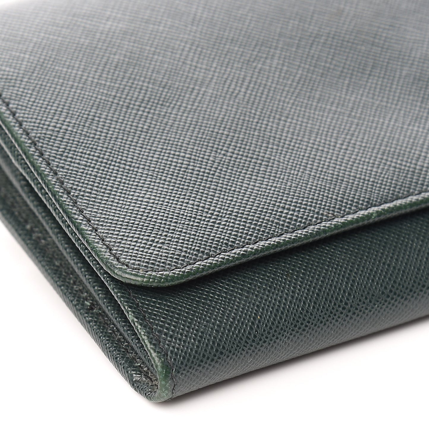 Saffiano Metal Oro Chain Wallet Smeraldo