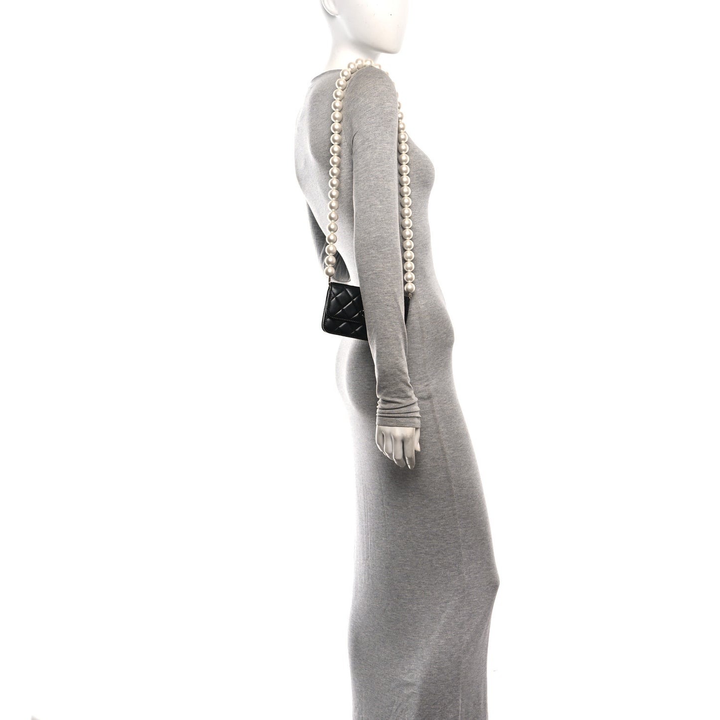 Calfskin Quilted Maxi Pearls Clutch With Chain Black