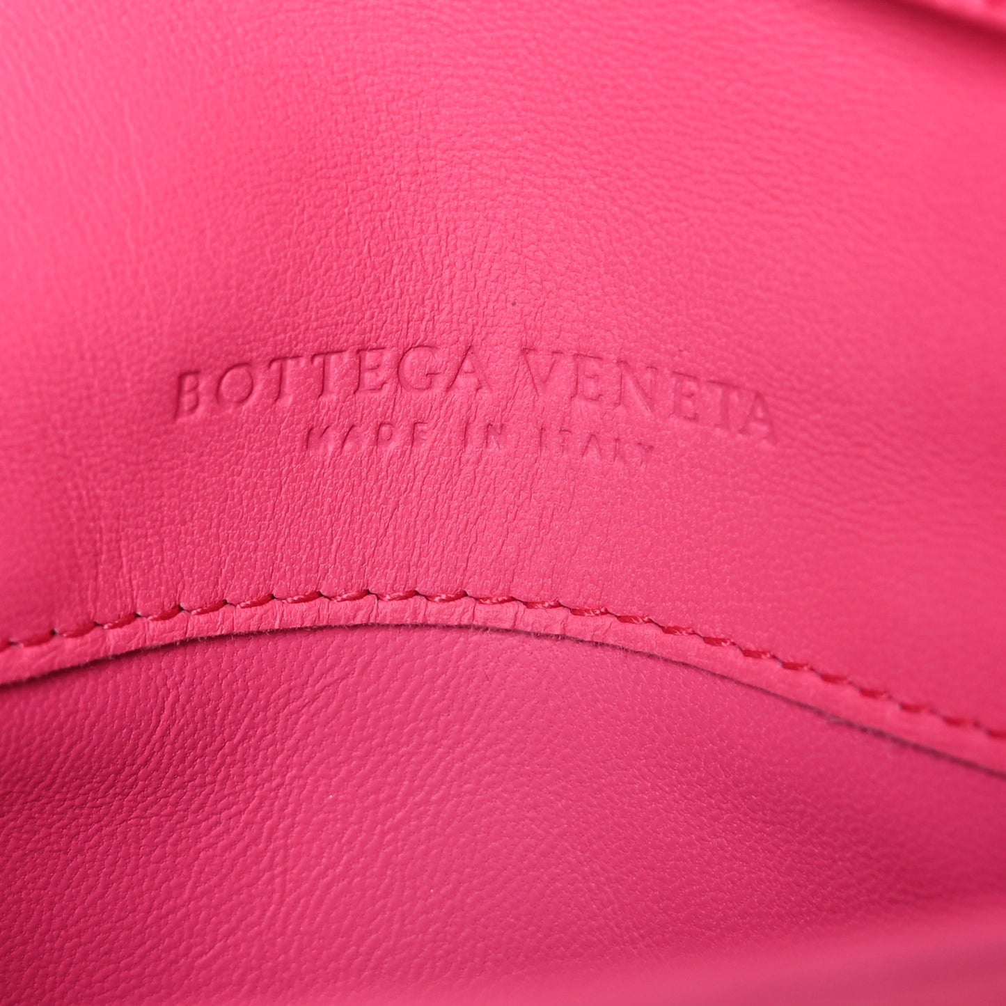 Nappa Intrecciato Flap Crossbody Rosa Shock