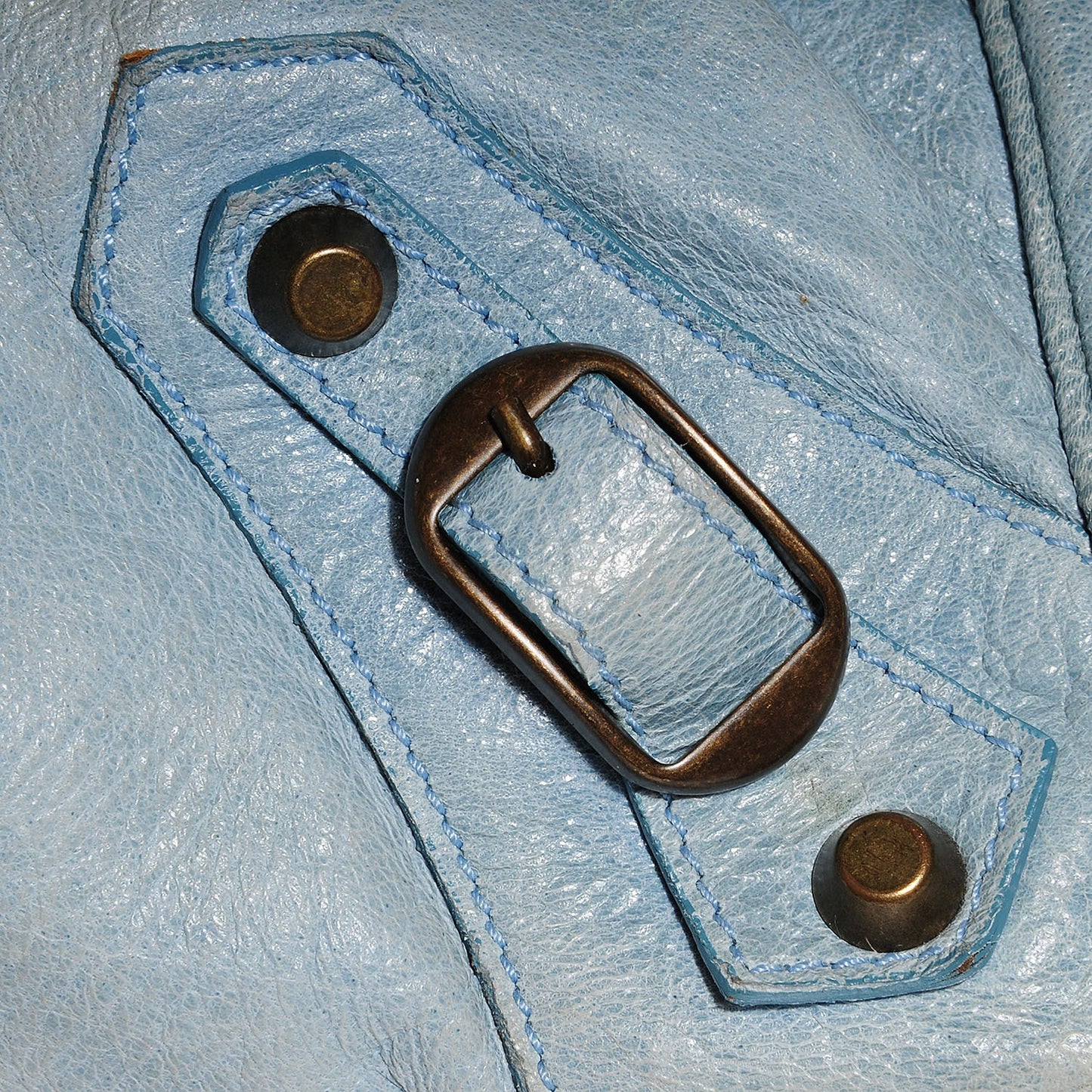 Chevre Classic Hardware Twiggy Sky Blue