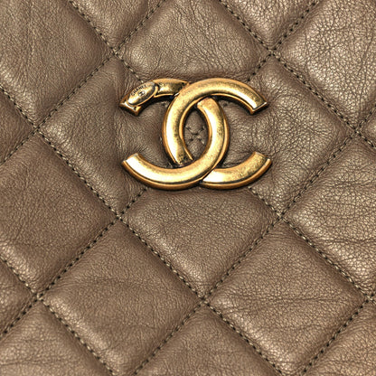 Chanel Metallic Calfskin Quilted Large CC Crown Tote Gold 21 of 21