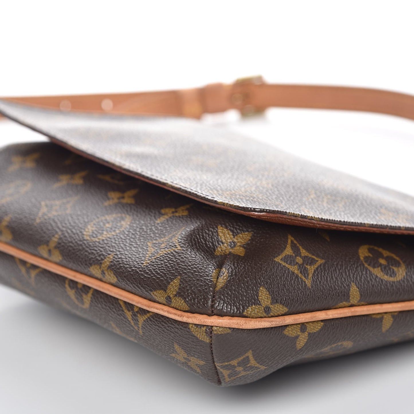 Monogram Musette Tango