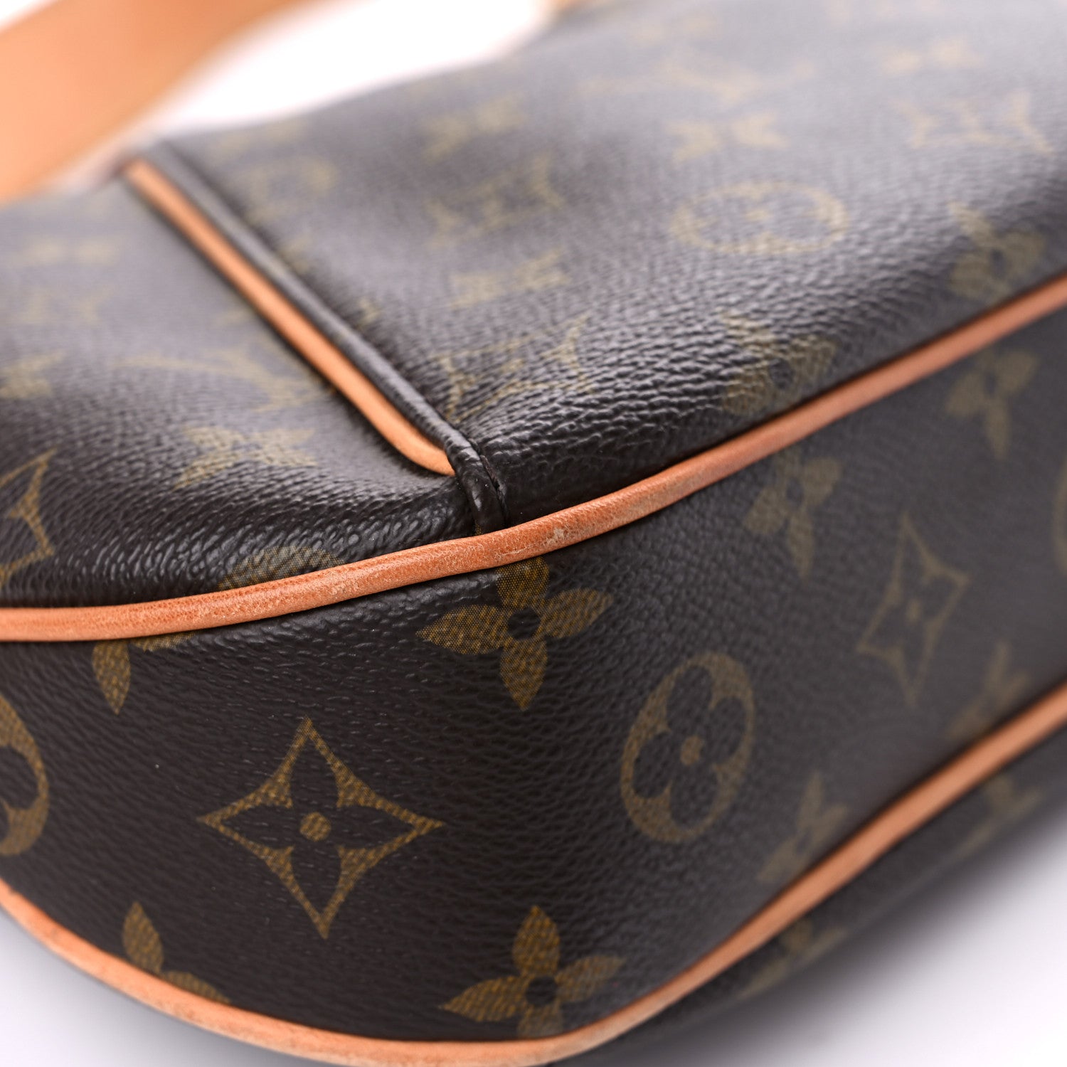 Louis Vuitton Monogram Thames PM 9 of 22