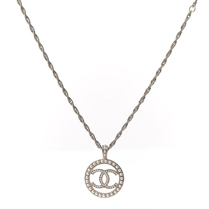 Chanel Pearl CC Round Pendant Necklace Gold 1 of 6