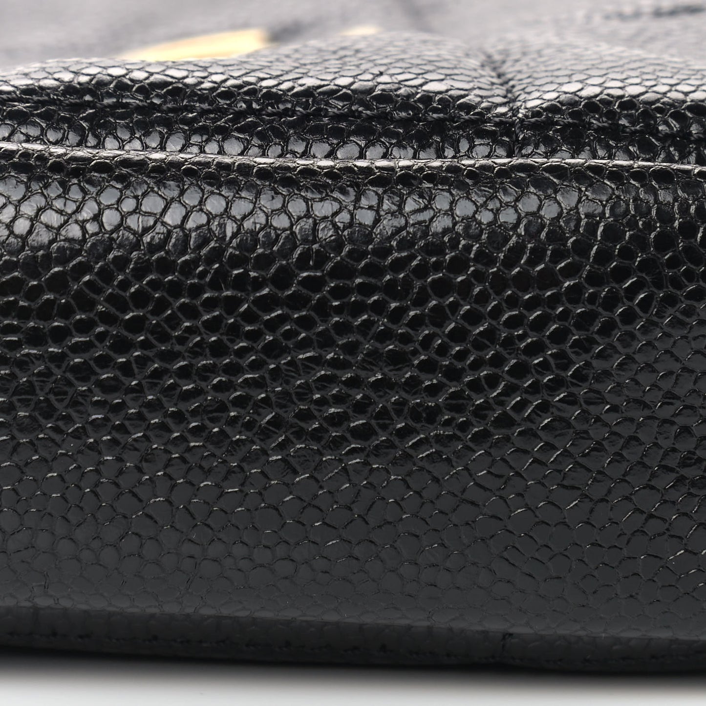 Caviar Quilted Diamond Clutch With Chain Black