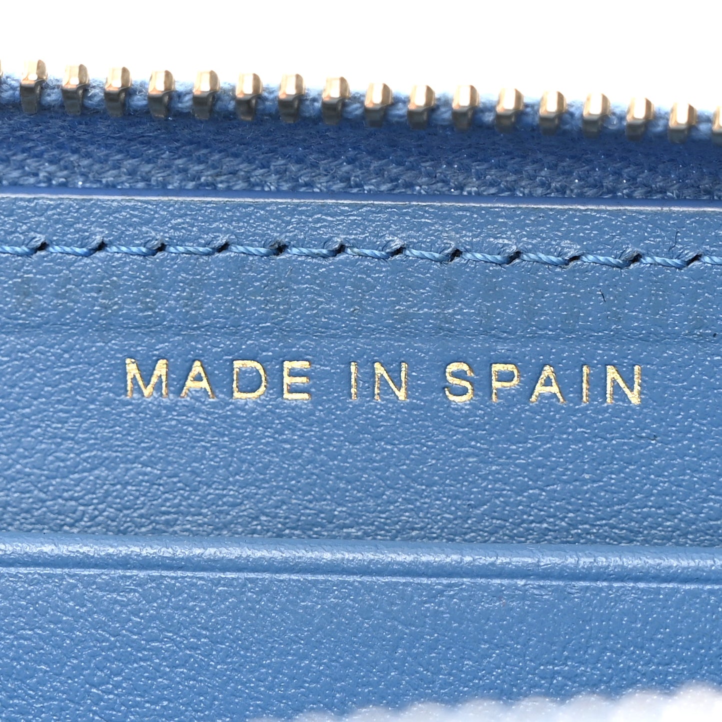 Caviar Quilted Medium Filigree Zip Around Wallet Dark Blue