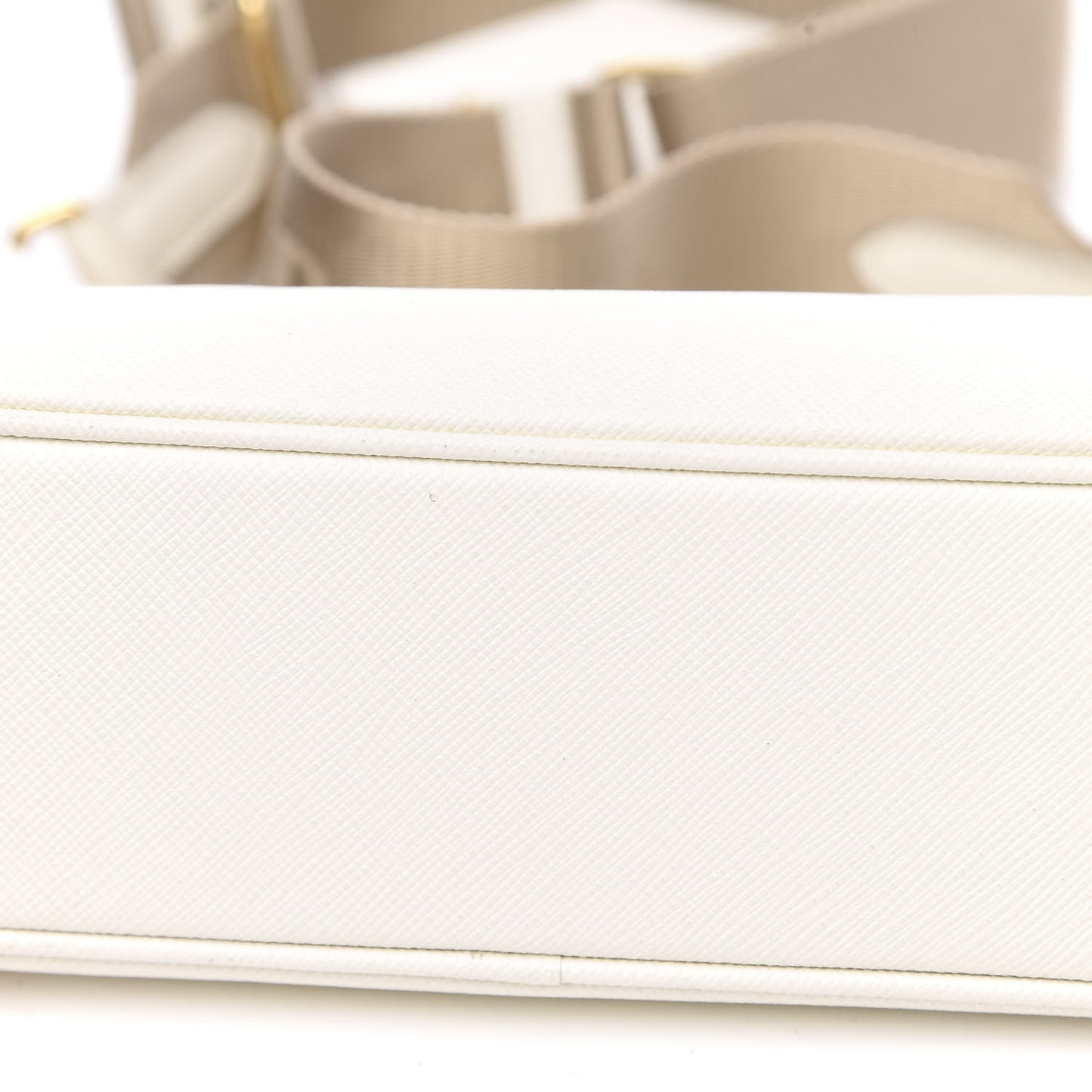 Saffiano Re-Edition 2005 Shoulder Bag White