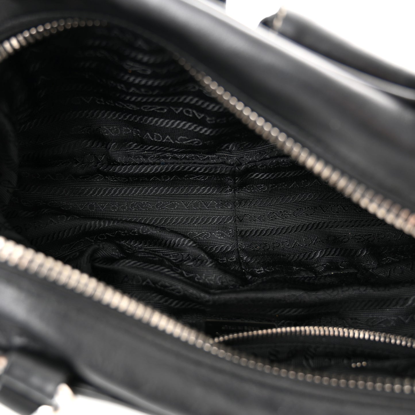 Vitello Heavy Push Lock Pocket Shoulder Bag Black