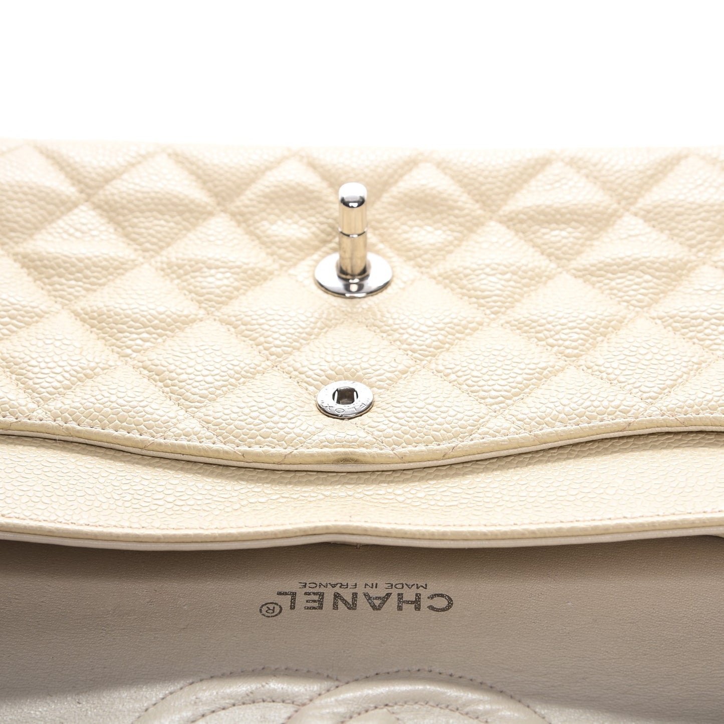 Caviar Quilted Medium Double Flap Beige Clair