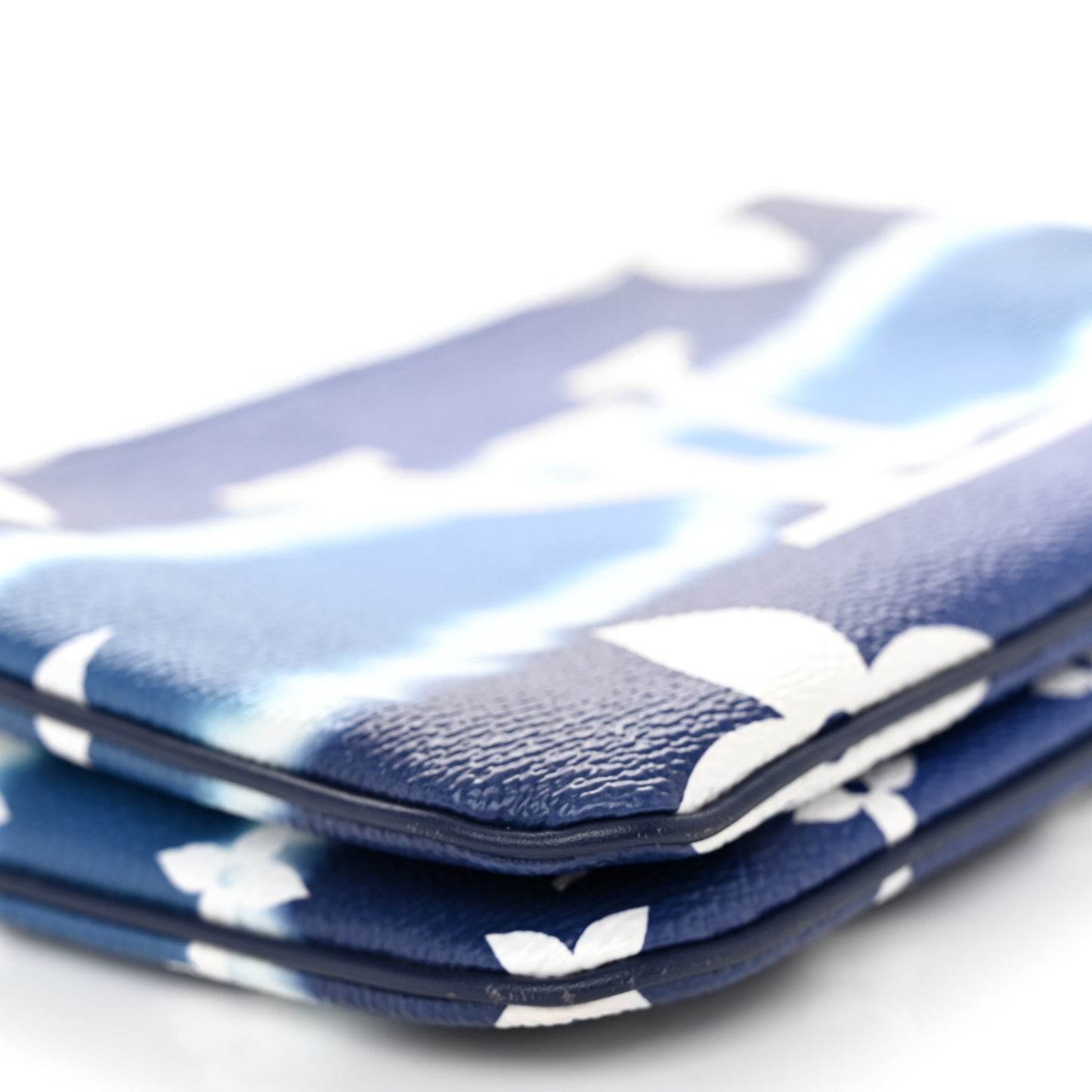 Monogram Giant Escale Double Zip Pochette Blue
