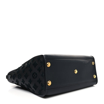 Louis Vuitton Calfskin Monogram Tufting On My Side Black 4 of 13