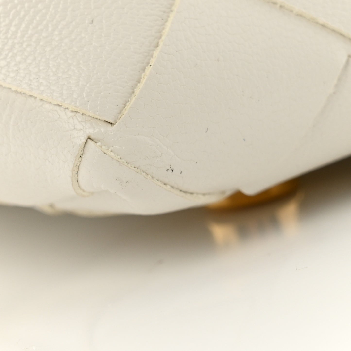 Calfskin Nappa Intrecciato Candy Wallace White