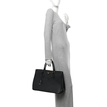 Prada Saffiano Lux Large Tote Black 2 of 17