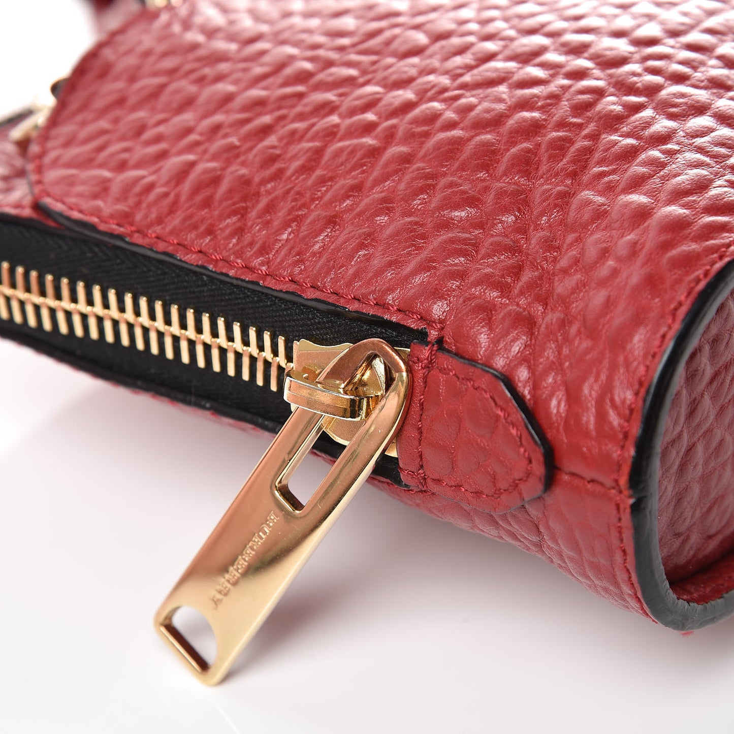 Heritage Grain Small Harrogate Crossbody Bag Military Red