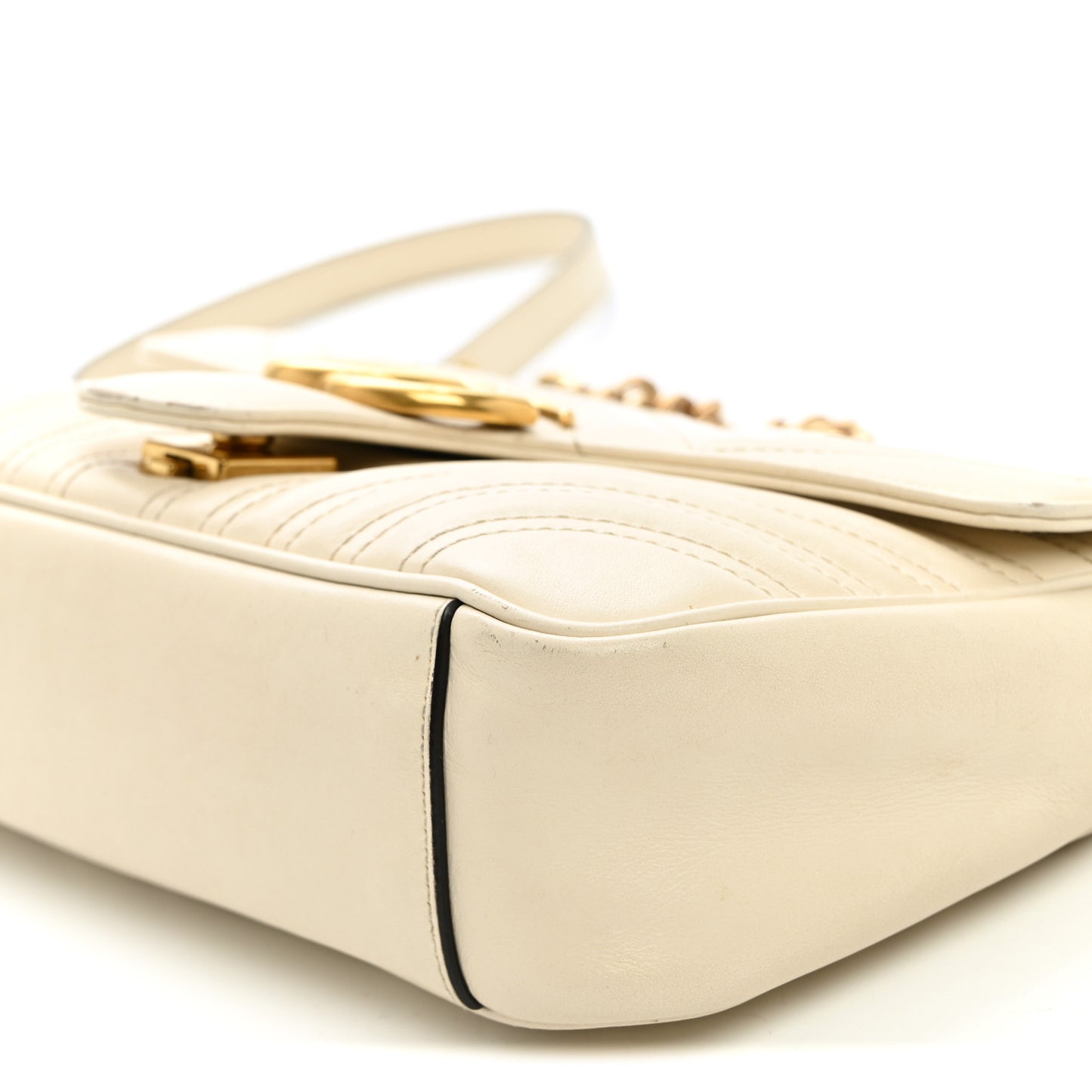 Calfskin Matelasse Small GG Marmont Shoulder Bag White