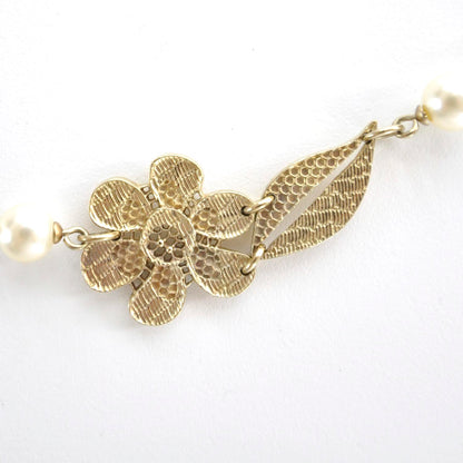 Chanel Gold Camellia Pearl Necklace 4 of 5